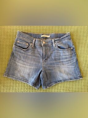 Levi's Mid Length Jean Shorts 3” Inseam